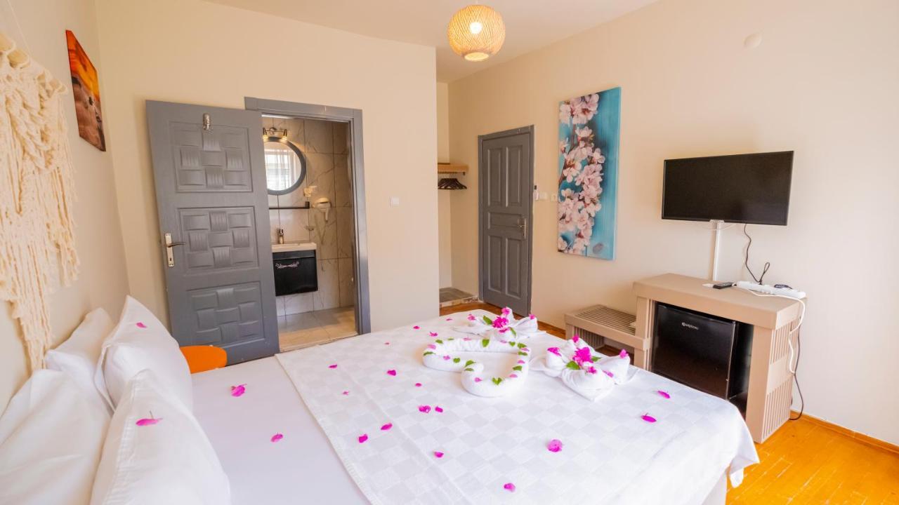 Vera Hotel Kaş Esterno foto